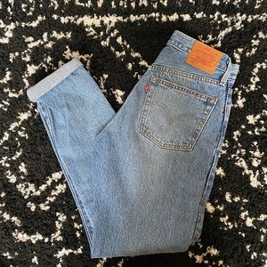 Levi 501 size 25
